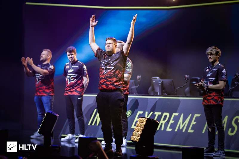 Zonic大鳄鱼游龙中之龙 PYL开车两撞二塔 PYL队1-0白云队