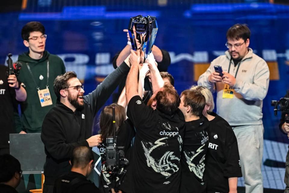 LPL夏季赛W4D1：Flandre重回首发对阵FPX，EDG交手TT